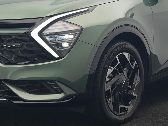 KIA SPORTAGE 1.6 T-GDi PHEV AWD GT-Line 266pk Dealer O.H | Trekhaak Afn. | Adaptive Cruise | 360 Camera | Matrix LED | Harman / Kardon | Lederen Sportstoelen Memory & Ventilatie | Keyless | Apple Carplay | Stuur & Stoelen Verwarmd | Navigatie | BLIS | Virtual | DAB |