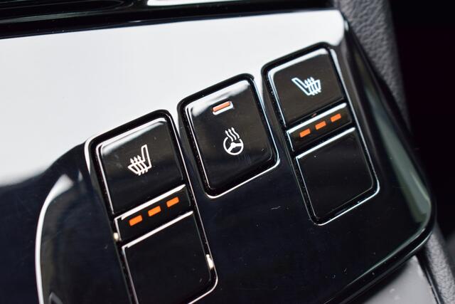 KIA SPORTAGE 1.6 T-GDi Plug-in Hybrid AWD DynamicPlusLine | Schuif-/ Kanteldak | Dodehoekassistentie | Stoel & Stuurverwarming | Tot 10Jr. Kia-Garantie |