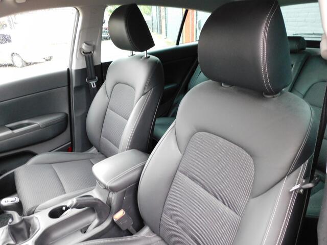 KIA SPORTAGE 1.6 GDI DynamicLine 1e EIGENAAR! CARPLAY/ANDROID! CAMERA! STOELVERW! NAVI!