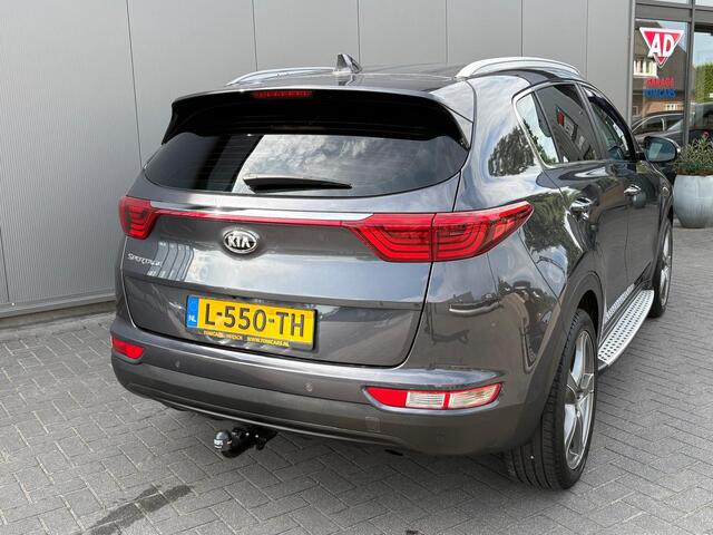 KIA SPORTAGE 1.6 GDI ComfortLine Camera/Trekhaak/Navigatie/Stoel-stuurverwarming