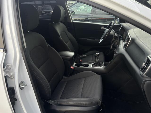 KIA SPORTAGE 1.6 GDI DynamicLine Carplay Camera Climate Navi