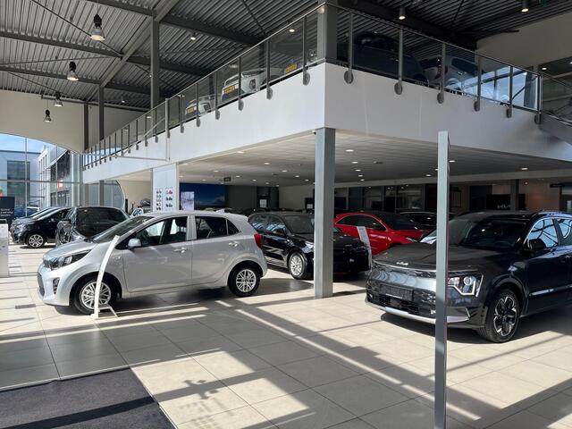 KIA SPORTAGE 1.6 T-GDi Plug-in Hybrid DynamicPlusLine Direct leverbaar! | Lunar Silver