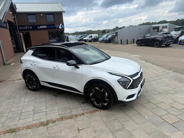 KIA SPORTAGE 1.6 T-GDi 265PK Plug-in Hybrid AWD GT-PlusLine 1ste Eig. | Navi | Trekhaak | 360° Camera | H&K | Panorama | 10 jaar garantie