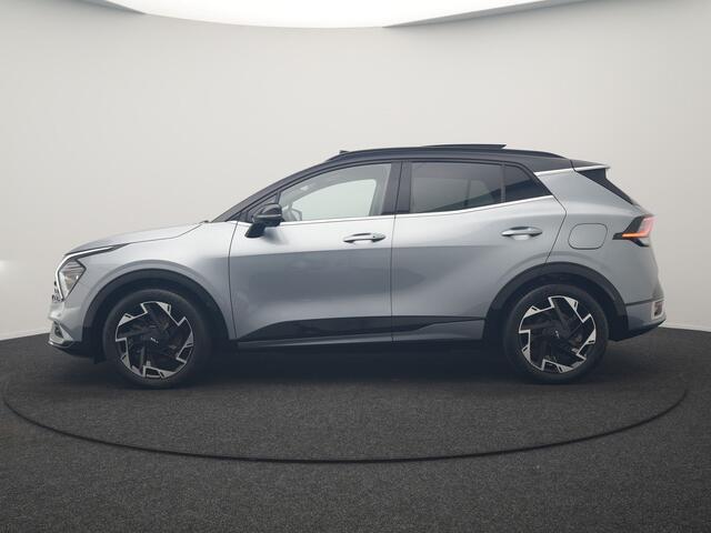 KIA SPORTAGE 1.6 T-GDi Hybrid MHEV GT-Line 230pk Dealer O.H | Trekhaak Afn. | Panodak | Adaptive Cruise | 360 Camera | Harman / Kardon | Leeren Sportstoelen Memory & Ventilatie | Keyless | Apple Carplay | Stuur & Stoelverwarming | Sfeerverlichting | Virtual | Navigatie | DAB | 19"L.M |