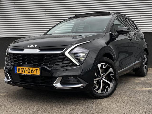 KIA SPORTAGE 1.6 T-GDi Hybrid DynamicPlusLine Schuif/kanteldak, dodehoekdetectie, rondom parkeersensoren, navigatie, elektr. achterklep, stoel- en stuurverwarming