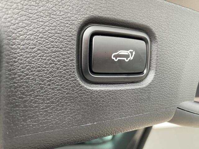 KIA SPORTAGE 1.6 T-GDi Hybrid DynamicPlusLine Schuif/kanteldak, dodehoekdetectie, rondom parkeersensoren, navigatie, elektr. achterklep, stoel- en stuurverwarming