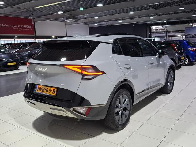 KIA SPORTAGE 1.6 T-GDi Hybrid Dark Edition Stoel en verwarming, Apple Carplay/Android Auto, Navigatie, Camera.