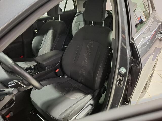 KIA SPORTAGE 1.6 T-GDi MHEV DynamicLine Trekhaak, Apple Carplay/Android Auto, Navigatie, Camera.