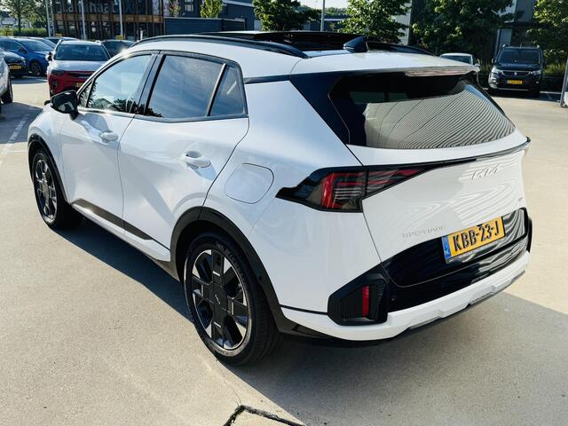 KIA SPORTAGE 1.6 T-GDi Plug-in Hybrid GT-Line Demo auto ! | Informeer altijd even of de auto aanwezig is ! Km stand kan iets variëren!
