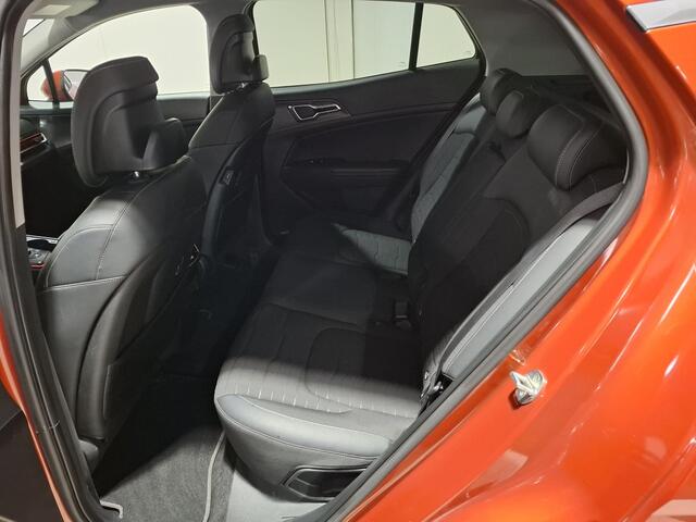 KIA SPORTAGE 1.6 T-GDi Plug-in Hybrid AWD DynamicPlusLine Trekhaak, Stoel en Stuur verwarming, Apple Carplay/Android Auto, Naviagtie, Camera.