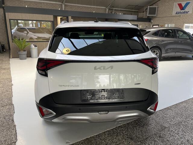 KIA SPORTAGE 1.6 T-GDi Plug-in Hybrid AWD DynamicLine PHEV | ADAPTIVE CRUISE CONTR. | NAV | CAMERA | LED | APPLE CARPLAY / ANDROID AUTO
