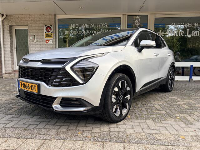KIA SPORTAGE 1.6 T-GDi Plug-in Hybrid AWD DynamicPlusLine Keyless start&Co/Cruise contr. Adapt./Apple Carply/Elektr. Climate contr./Deel lederen interieur/Schakel paddles aan het stuur Panorama dak/Elektr. autom. airco/Verw. in hoogte verst.b. stoelen/Verw. verst.b. Stuur/Verw. elektr. verst.b. buitenspieg. met dodehoek detectie/Navi Fullmap/Achteruitrijcamera/Parkeersens.