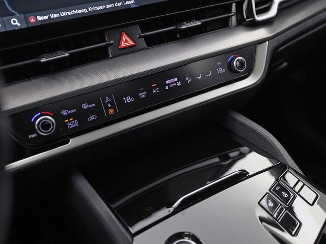 KIA SPORTAGE 1.6 T-GDi Hybrid DynamicPlusLine Automaat (PANORAMADAK, STOEL/STUURVERWARMING, APPLE CARPLAY, GROOT NAVI, ADAPTIVE CRUISE, LEDER, GETINT GLAS, SPORTSTOELEN, KEYLESS, SFEERVERLICHTING, NIEUWSTAAT)