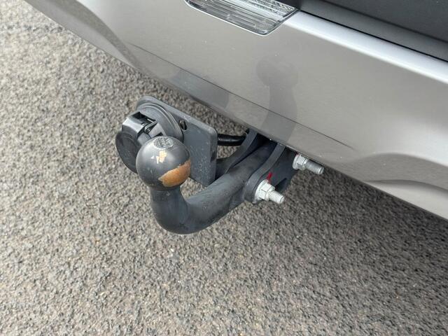 KIA SPORTAGE 1.6 T-GDi MHEV DynamicLine | Trekhaak | Parkeersensoren V + A | Climate Control | Navigatie | Cruise Control