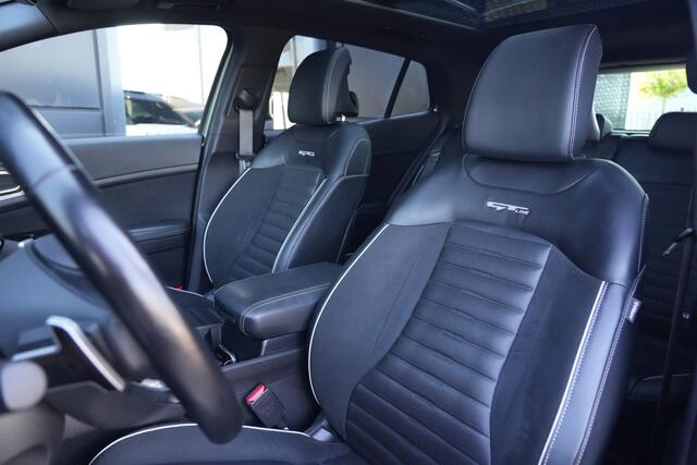 KIA SPORTAGE 1.6 T-GDi Plug-in Hybrid AWD GT-PlusLine | 265 PK | Panoramadak | 360° Camera | Stoelventilatie | Trekhaak | Kia Sportage 1.6 T-GDi Plug-in Hybrid AWD GT-PlusLine met 1.6 liter 4-cilinder benzinemotor en plug-in hybride aandrijving, voorzien van panoramadak, Matrix LED-verlichting, 360° camera, navi