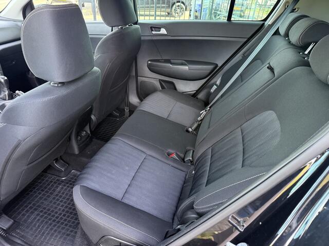 KIA SPORTAGE 1.6 GDI DynamicLine ** Navigatie ** Bluetooth