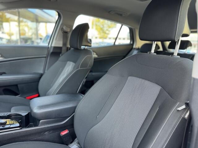 KIA SPORTAGE 1.6 T-GDi Hybrid DynamicLine | Camera | Navigatie – foto 6