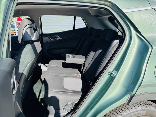 KIA SPORTAGE 1.6 T-GDi Hybrid DynamicLine Trekhaak | Michelin All season banden – foto 6