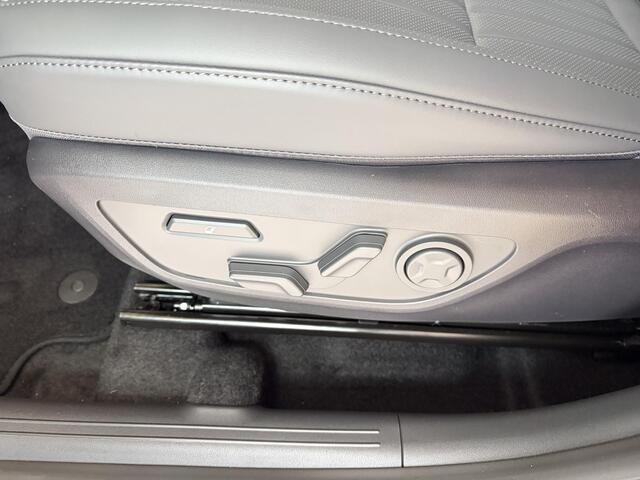 KIA Seltos 1.6T DCT7 X-Line Demo Edition | Binnenkort proef te rijden/ vanaf ¤39.995,--| Elektrische stoelen met geheugen | Stoelkoeling/verwarming