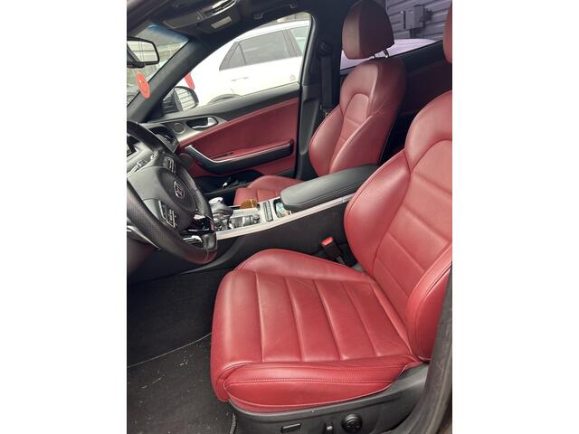 KIA Stinger 2.0 T-GDI GT-Line