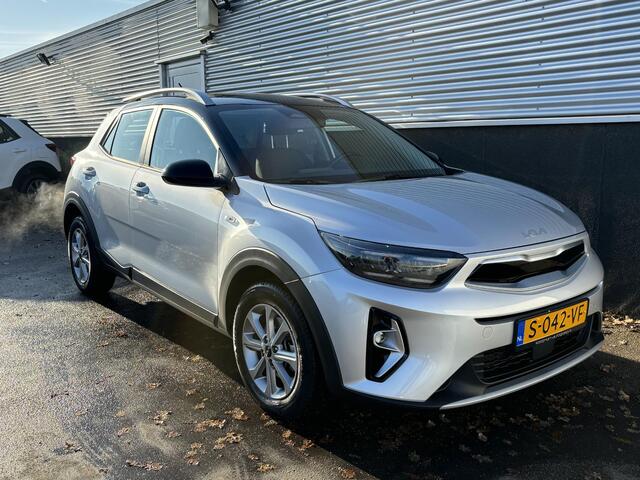 KIA Stonic 1.0 T-GDi MHEV DynamicLine Apple Carplay en/of Android auto Navigatie, Achteruitrijcamera, Cruise control, Airco, Nieuw geleverd, BTW-auto