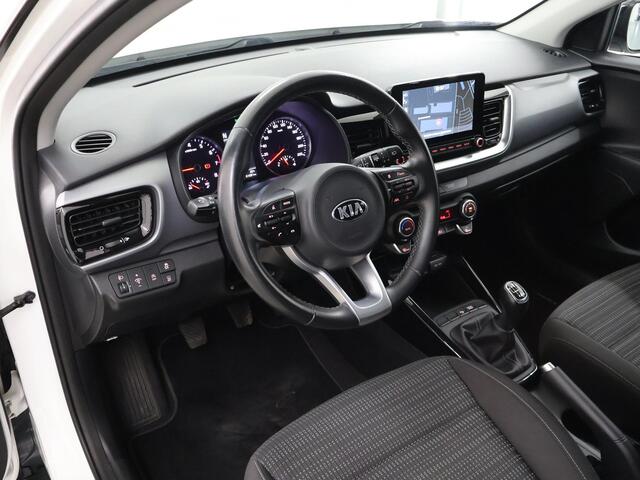 KIA Stonic 1.0 T-GDi MHEV DynamicPlusLine | Keyless | Navigatie | Parkeercamera | Apple Carplay/Android Auto | Climate Control