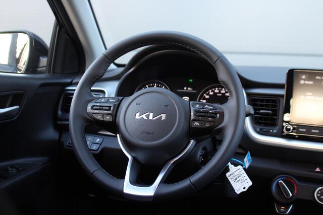 KIA Stonic 1.0 T-GDi MHEV DynamicLine | Navigatie | Parkeercamera | Lichtmetalen velgen | Apple Carplay | Cruise Control |