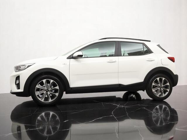 KIA Stonic 1.0 T-GDi DynamicLine - Navigatie - Camera - Airco - Cruise control - 17 inch LM velgen - Fabrieksgarantie tot 03-2027