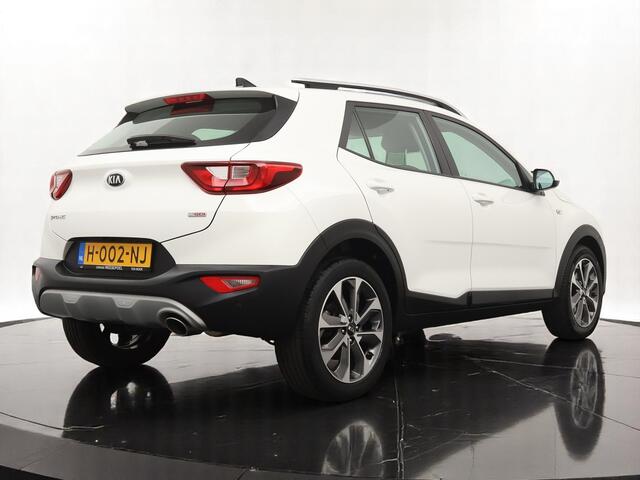 KIA Stonic 1.0 T-GDi DynamicLine - Navigatie - Camera - Airco - Cruise control - 17 inch LM velgen - Fabrieksgarantie tot 03-2027