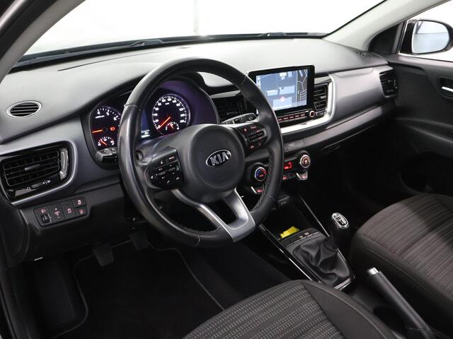 KIA Stonic 1.0 T-GDi MHEV DynamicPlusLine | Keyless | Navigatie | Parkeercamera | Apple Carplay/Android Auto | Climate Control