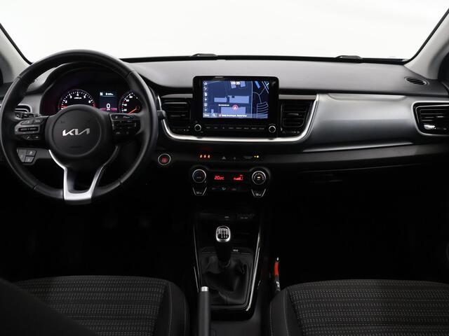 KIA Stonic 1.0 T-GDi MHEV DynamicPlusLine | Stoel/Stuurwielverwarming | Navigatie | Parkeercamera | Climate Control |