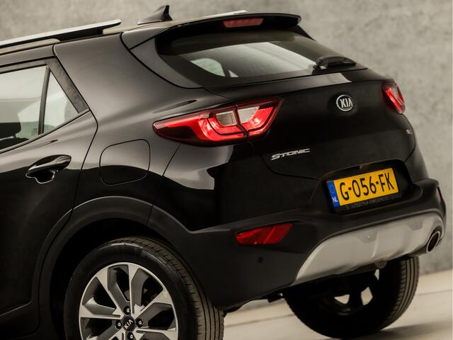 KIA Stonic 1.0 T-GDi DynamicLine (APPLE CARPLAY, NAVIGATIE, CAMERA, PARKEERSENSOREN, SPORTSTOELEN, CRUISE, GETINT GLAS, NIEUWE APK, NIEUWSTAAT)
