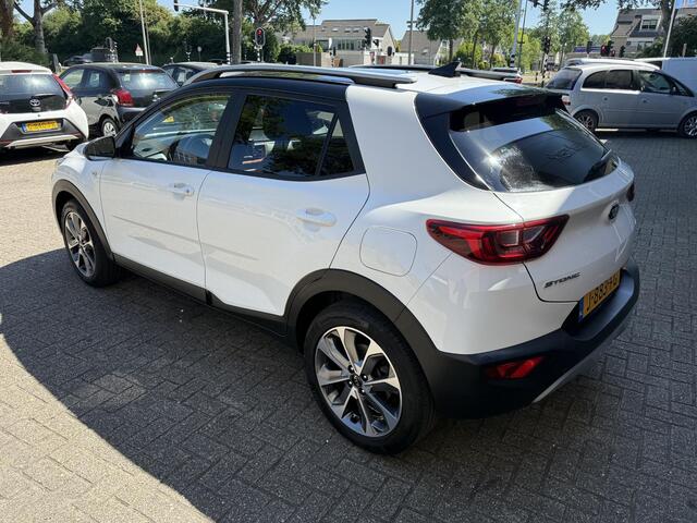 KIA Stonic 1.0 T-GDi Sports Edition / Airco/ Navigatie/ Cruise/ Apple carplay/ LED/ PDC/ LMV
