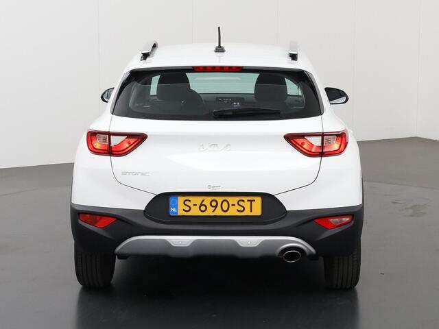KIA Stonic 1.0 T-GDi MHEV DynamicLine | Parkeercamera | Apple Carplay/Android Auto | Cruise control |
