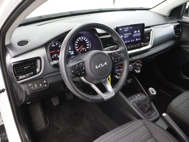 KIA Stonic 1.0 T-GDi MHEV DynamicLine | Parkeercamera | Apple Carplay/Android Auto | Cruise control |