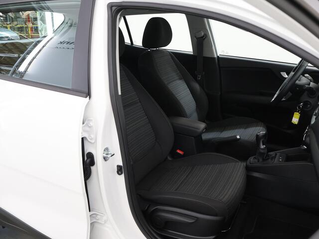 KIA Stonic 1.0 T-GDi MHEV DynamicLine | Parkeercamera | Apple Carplay/Android Auto | Cruise control |