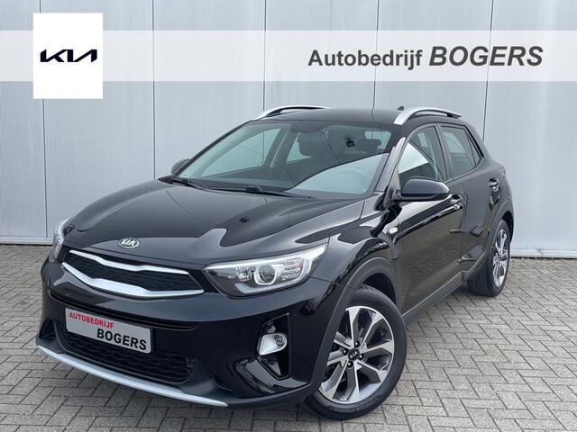 KIA Stonic 1.0 T-GDi DynamicLine Navigatie, Airco, Cruise Control, 17"Lm, Trekhaak, Achteruitrijcamera