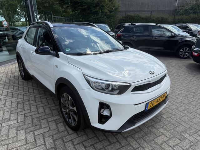 KIA Stonic 1.0 T-GDi DynamicLine Navi + Camera + AFN. TREKHAAK