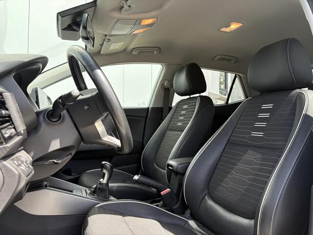 KIA Stonic 1.0 T-GDi MHEV GT-Line / Apple Carplay/Android Auto / Cruise Control / Stoel/Stuur Verwarming / Stof/Kunstlederen Bekleding / Navigatie /