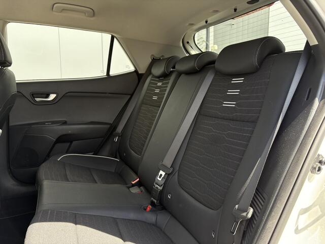 KIA Stonic 1.0 T-GDi MHEV GT-Line / Apple Carplay/Android Auto / Cruise Control / Stoel/Stuur Verwarming / Stof/Kunstlederen Bekleding / Navigatie /