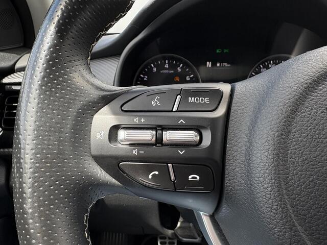 KIA Stonic 1.0 T-GDi MHEV GT-Line / Apple Carplay/Android Auto / Cruise Control / Stoel/Stuur Verwarming / Stof/Kunstlederen Bekleding / Navigatie /