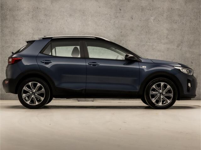 KIA Stonic 1.0 T-GDi Dynamic (APPLE CARPLAY, NAVIGATIE, CAMERA, LM VELGEN, SPORTSTOELEN, CRUISE, GETINT GLAS, PARKEERSENSOREN, NIEUWSTAAT)