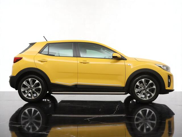 KIA Stonic 1.0 T-GDi 120PK ComfortPlusLine Navigator - Navigatie - Camera - Treeplanken - Seat Wear bekleding - Trekhaak - 12 maanden garantie