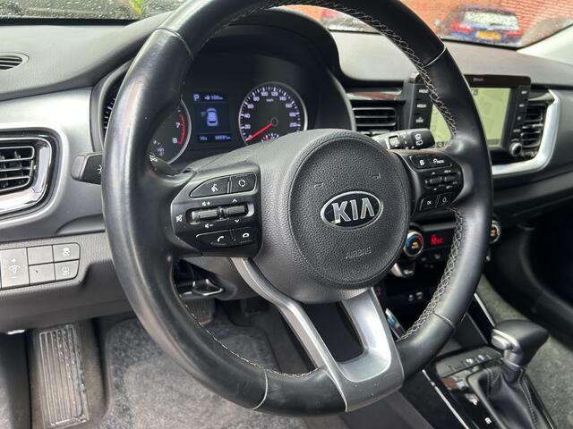 KIA Stonic 1.0 T-GDi DynamicLine // NAVI + CARPLAY // CAMERA // PDC // CRUISE