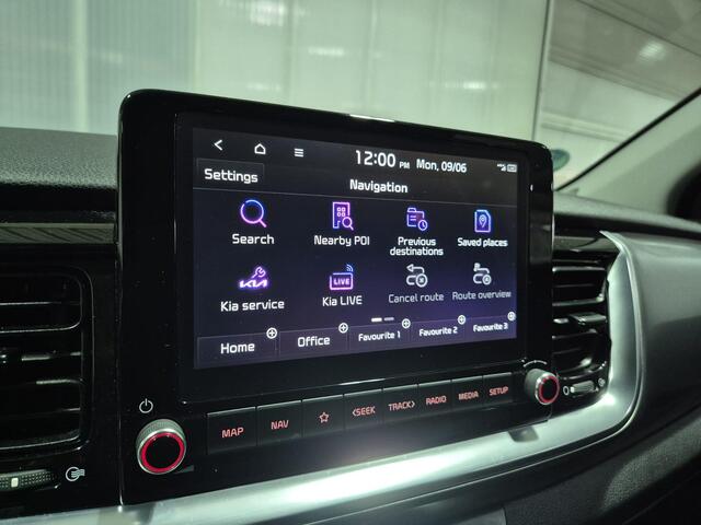 KIA Stonic 1.0 T-GDi MHEV DynamicPlusLine , Apple Carplay/Android Auto, stoel en stuur verwarming, Camera.