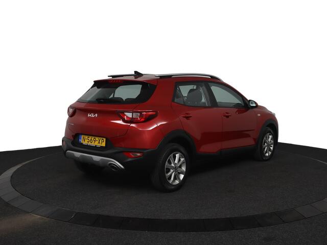 KIA Stonic 1.0 T-GDi MHEV DynamicLine - Climate control - Navigatie - Cruise Control - Camera - Parkeerhulp achter - Fabrieksgarantie tot 02-2029