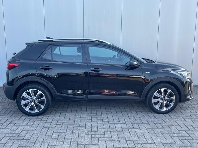 KIA Stonic 1.0 T-GDi DynamicLine Navigatie, Airco, Cruisecontrol, 17"Lm, Achteruitrijcamera,