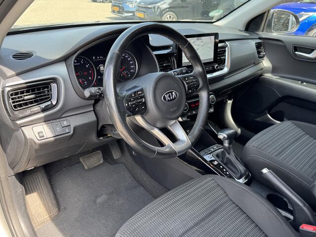 KIA Stonic 1.0 T-GDi MHEV DynamicPlusLine 1ste eigenaar Automaat Fabrieksgarantie Trekhaak info: M.Safari 0492588976