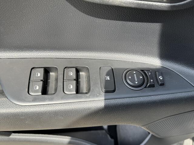 KIA Stonic 1.0 T-GDi MHEV DynamicPlusLine 1ste eigenaar Automaat Fabrieksgarantie Trekhaak info: M.Safari 0492588976
