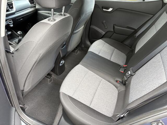 KIA Stonic 1.2 MPi ComfortPlusLine Navigator | Airco | Cruise Control | Navigatie | Camera | 17"LMV | Tot 10jr. Kia-Garantie